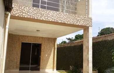 Imagem: A casa possui 3 Dormitórios, 3 Banheiros, 2 Vagas na garagem