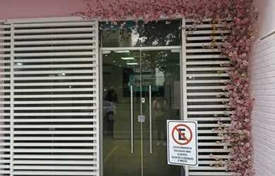 Imagem: O depósito possui 4 Vagas na garagem e está localizado em