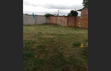 Imagem: O terreno possui 40m² de Área e está localizado em Cajuru