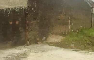 Imagem: A casa possui 2 Dormitórios, 1 Banheiro, 5 Vagas na garagem