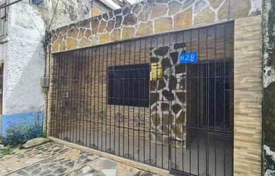 Imagem: A casa possui 2 Dormitórios, 1 Banheiro, 65m² de Área e