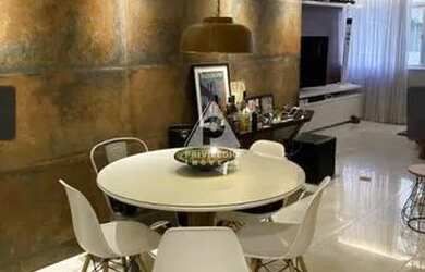 Imagem: O apartamento possui 2 Dormitórios, 3 Banheiros, 1 Vaga na