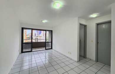 Imagem: O apartamento possui 2 Dormitórios, 2 Banheiros, 1 Vaga na