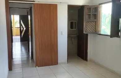 Imagem: A casa possui 2 Dormitórios, 1 Banheiro, 150m² de Área e