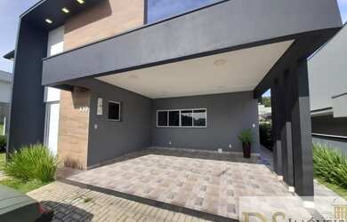 Imagem: A casa em condomínio possui 3 Dormitórios, 5 Banheiros, 464m²