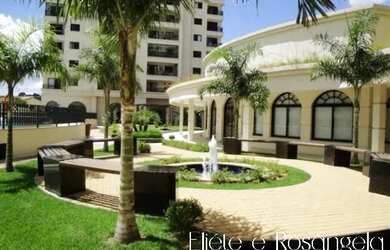 Imagem: O apartamento possui 4 Dormitórios, 4 Banheiros, 2 Vagas na