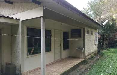 Imagem: A casa possui 1 Dormitório, 1 Banheiro, 50m² de Área e está