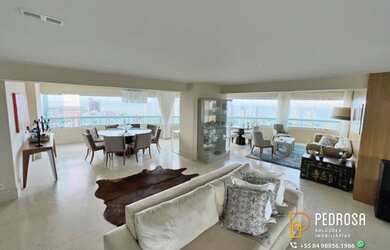 Imagem: O apartamento possui 4 Dormitórios, 5 Banheiros, 4 Vagas na