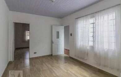 Imagem: A casa possui 2 Dormitórios, 2 Banheiros, 1 Vaga na garagem