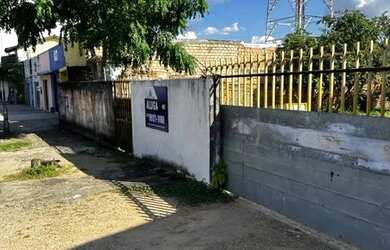 Imagem: O terreno possui 378m² de Área e está localizado em Centro