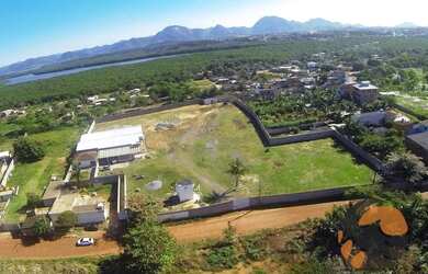 Imagem: O terreno possui 13.900m² de Área, Imóvel mobiliado e está