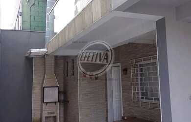 Imagem: A casa possui 2 Dormitórios, 2 Banheiros, 1 Vaga na garagem