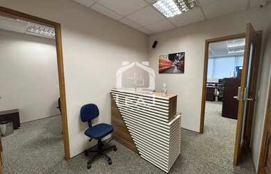 Imagem: O depósito possui 2 Vagas na garagem, 63m² de Área, Imóvel