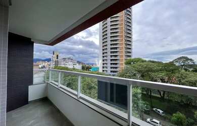 Imagem 5: Residencial Castro Alves. Piscina, Churrasqueira, Varandae155m² de Área