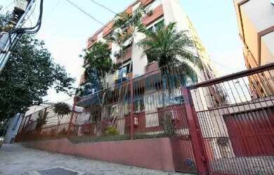 Imagem 2: Apartamento no bairro Menino Deus, 2 dorm. e 1 garagem