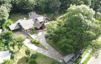 Imagem 2: Casa 340m², 3 dormitórios, em Canela, a 3 minutos da Igreja de Pedra