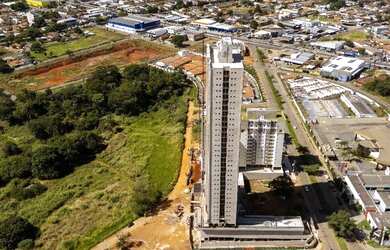 Imagem: O apartamento possui 2 Dormitórios, 2 Banheiros, 1 Vaga na