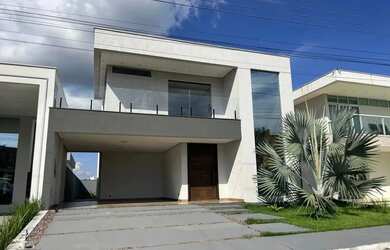 Imagem: A casa em condomínio possui 3 Dormitórios, 4 Banheiros, 4