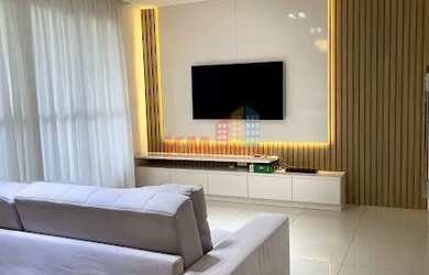 Imagem: O apartamento possui 3 Dormitórios, 1 Banheiro, 3 Vagas na