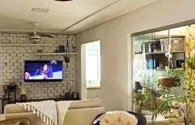 Imagem: A casa possui 3 Dormitórios, 3 Banheiros, 3 Vagas na garagem