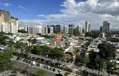 Imagem: O studio possui 1 Dormitório, 1 Banheiro, 1 Vaga na garagem