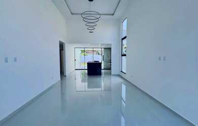 Imagem: A casa possui 3 Dormitórios, 4 Banheiros, 3 Vagas na garagem