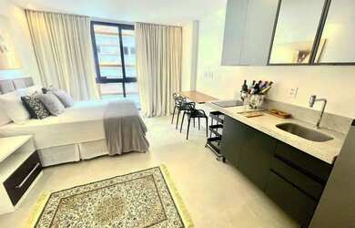 Imagem: O studio possui 1 Dormitório, 1 Banheiro, 1 Vaga na garagem