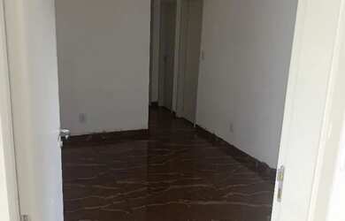 Imagem: O apartamento possui 2 Dormitórios, 1 Banheiro e está localizado