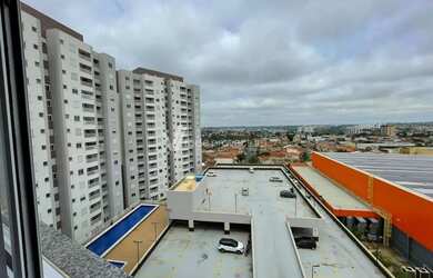 Imagem: O apartamento possui 2 Dormitórios, 2 Banheiros, 1 Vaga na