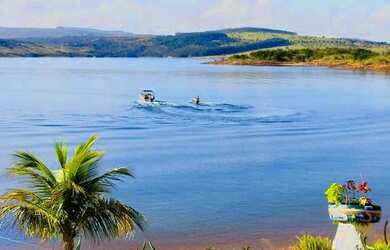 Imagem: O terreno possui 250m² de Área e está localizado em Jardim