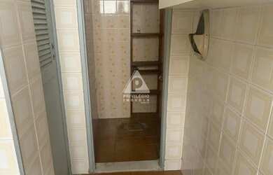 Imagem 14: Privilégio imóveis vende : Excelente sala quarto, com ótima localização