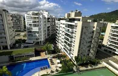 Imagem: O apartamento na cobertura possui 3 Dormitórios, 2 Banheiros