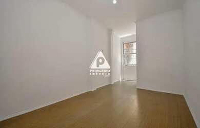 Imagem 14: Apartamento a venda no Flamengo - 3 quartos com dependência completa e vaga na escrutura