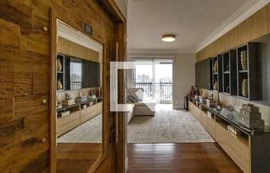 Imagem: O apartamento possui 4 Dormitórios, 5 Banheiros, 3 Vagas na