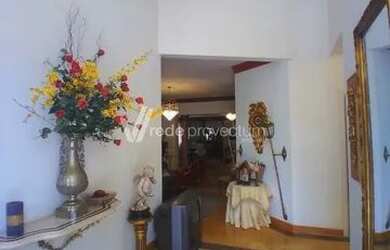 Imagem: A casa em condomínio possui 5 Dormitórios, 5 Banheiros, 5