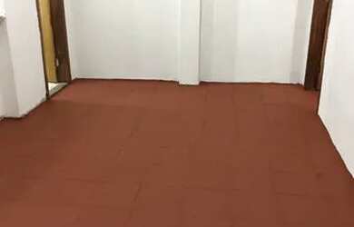 Imagem: A casa possui 1 Dormitório, 1 Banheiro, 2 Vagas na garagem