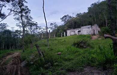 Imagem: A chácara possui 5.000m² de Área e está localizado em Juquitiba