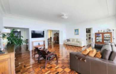 Imagem 2: 6 quartos, 400 metros, armários, portaria e linda vista!