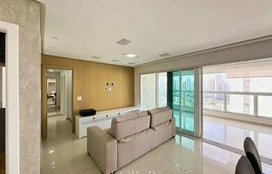 Imagem: O apartamento possui 3 Dormitórios, 5 Banheiros, 2 Vagas na