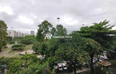 Imagem: O apartamento possui 3 Dormitórios, 4 Banheiros, 1 Vaga na