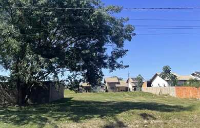 Imagem: O terreno possui 250m² de Área e está localizado em Distrito