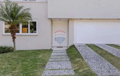 Imagem 4: Luxo e Conforto: Mansão em Condomínio em Santa Maria