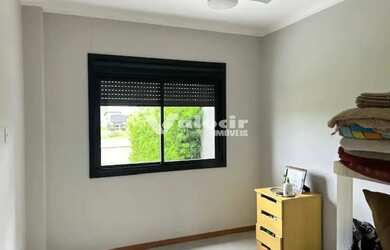 Imagem 11: Praia Noiva do Mar, pé direito diferenciado, com 2 dormitórios, sendo...