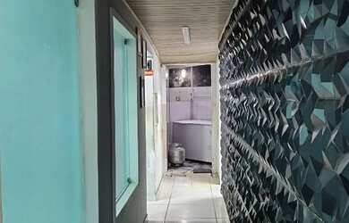 Imagem 2: Alugo ponto comercial no Rio Vermelho. Excelente oportunidade para seu...