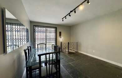 Imagem 16: Duplex com dois dormitórios e vaga de garagem no centro da cidade