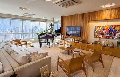 Imagem: O apartamento possui 4 Dormitórios, 5 Banheiros, 4 Vagas na