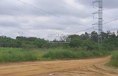 Imagem: O terreno possui 128000m² de Área e está localizado em Thomaz