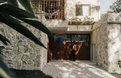 Imagem: A casa em condomínio possui 3 Dormitórios, 4 Banheiros, 178m²