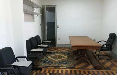 Imagem: O depósito possui 50m² de Área, Ar-condicionado e está