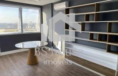 Imagem: O depósito possui 1 Vaga na garagem, 33m² de Área e está